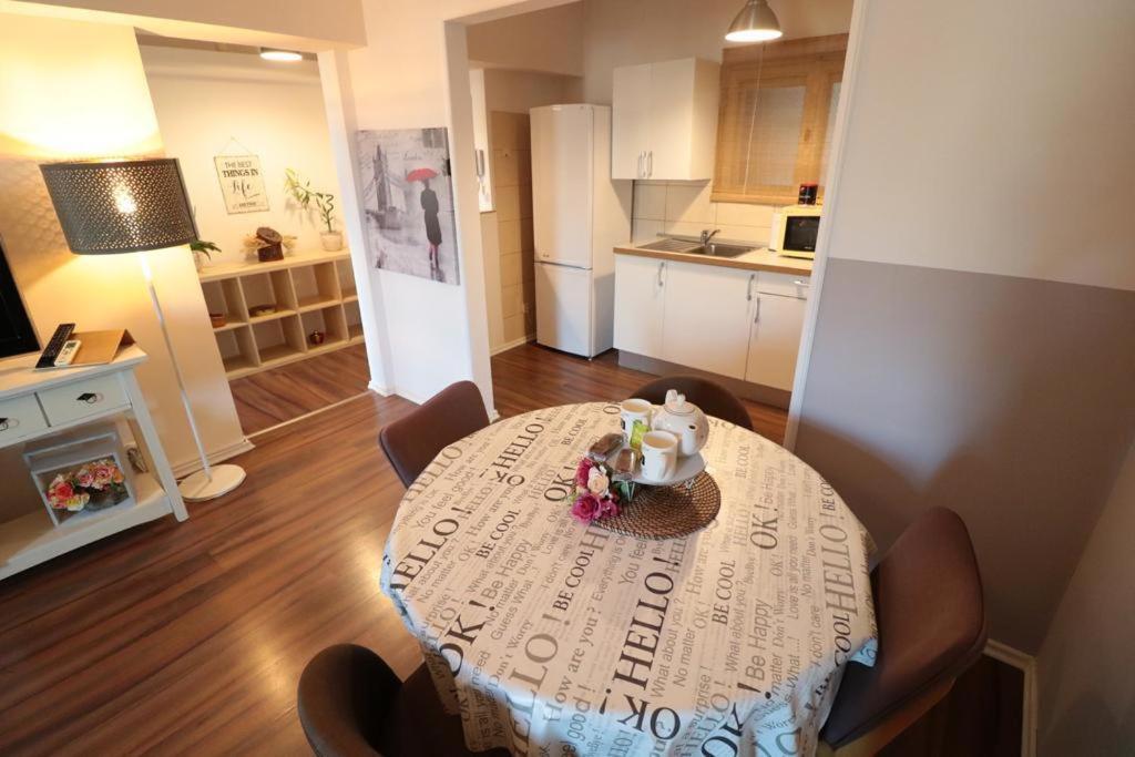 Eva Twin Apartments 布加勒斯特 外观 照片